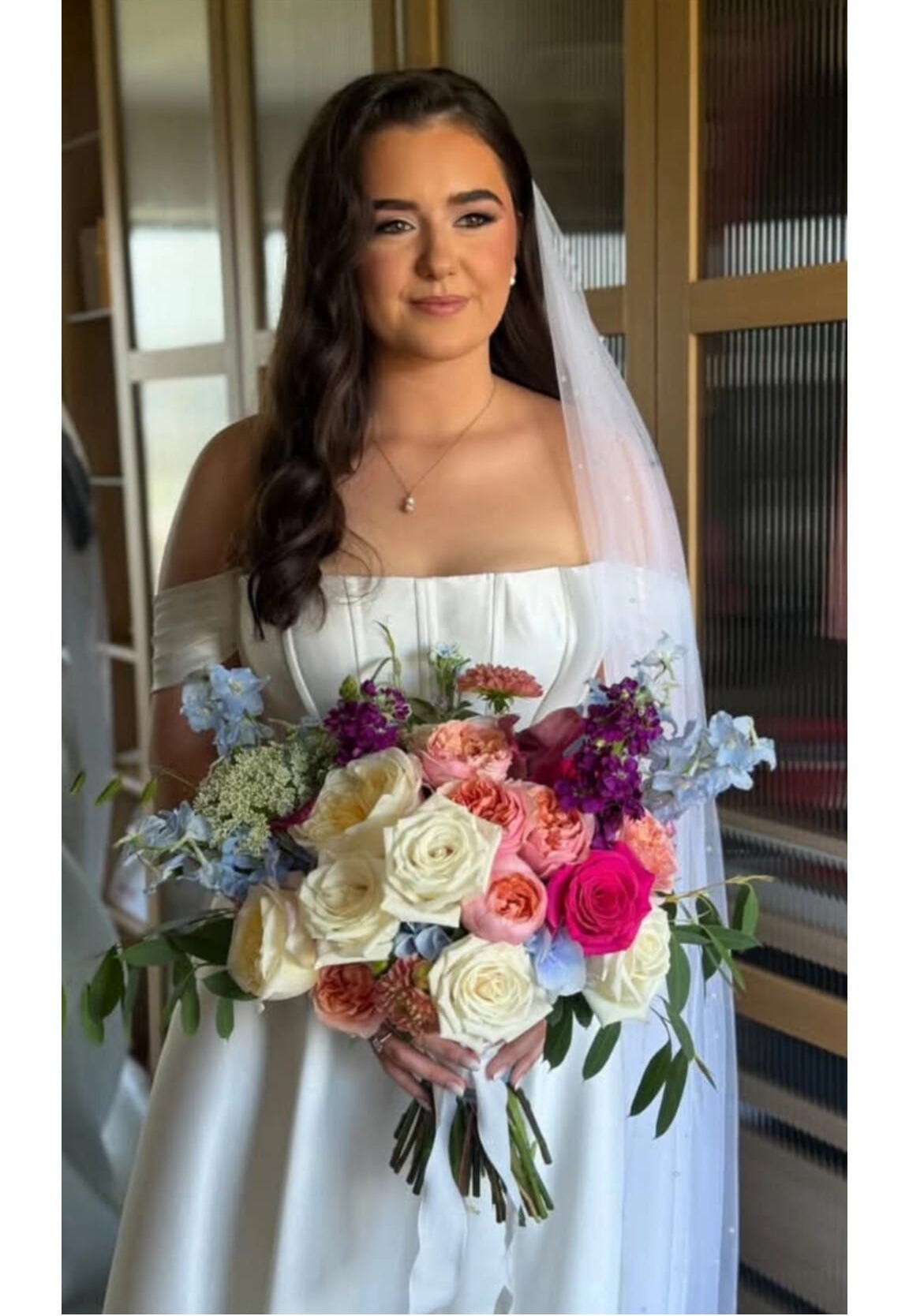 Bridal hair with veil and bouquet — Head Quarters Hair Salon, Longford